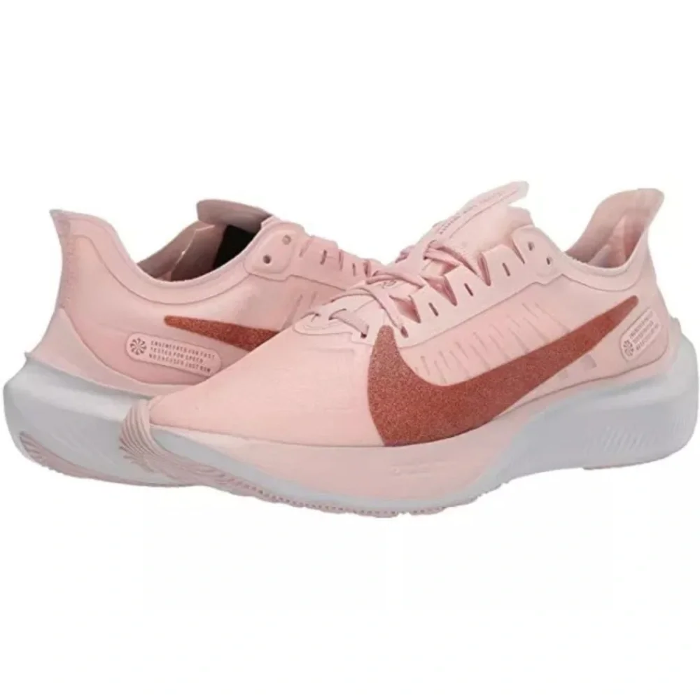 Women Nike Zoom Gravity Running Shoes Echo Pink/MTLC RED BRONZE Sz 6 CT1192 600 - Picture 1 of 6